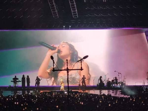 AFAS Dome, section: 129, row: 8, seat: 4
