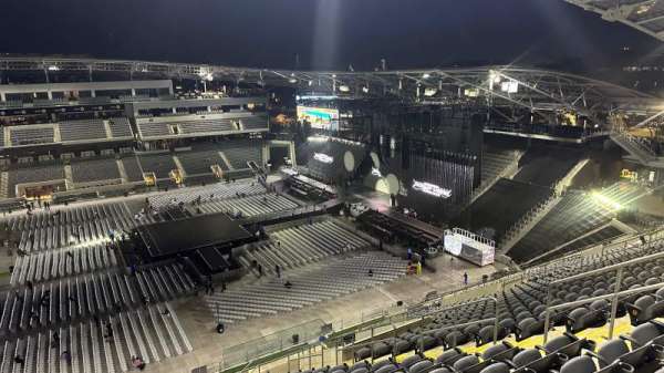 BMO Stadium, section: 212, row: CC
