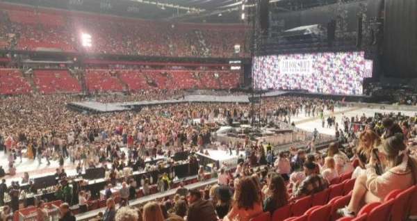 Johan Cruijff ArenA, section: 122, row: 19, seat: 237