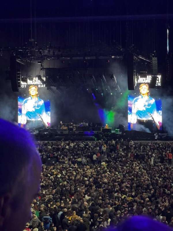 Paris La Défense Arena, section: 111, row: 27, seat: 41