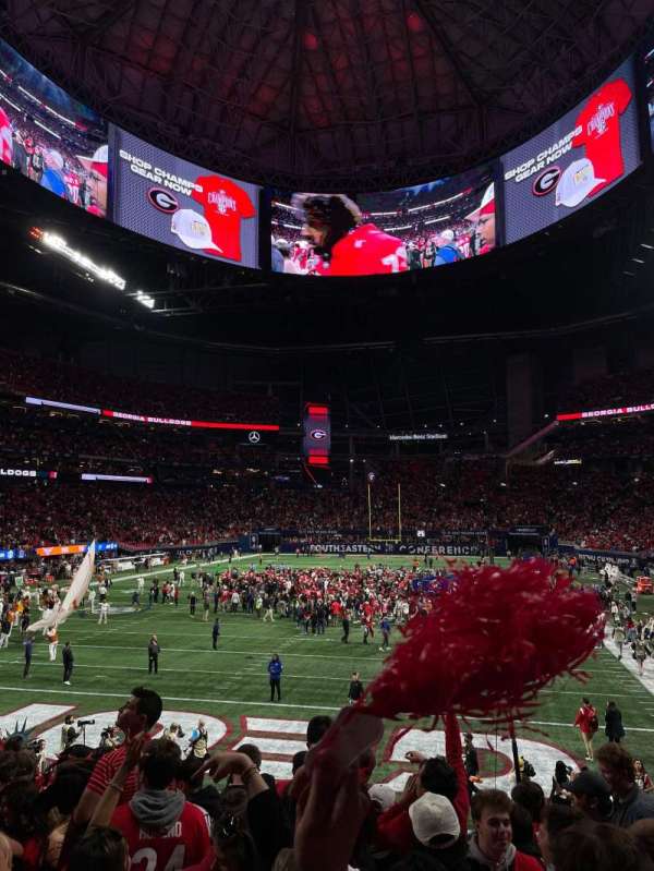 Mercedes-Benz Stadium, section: 118, row: 16, seat: 2