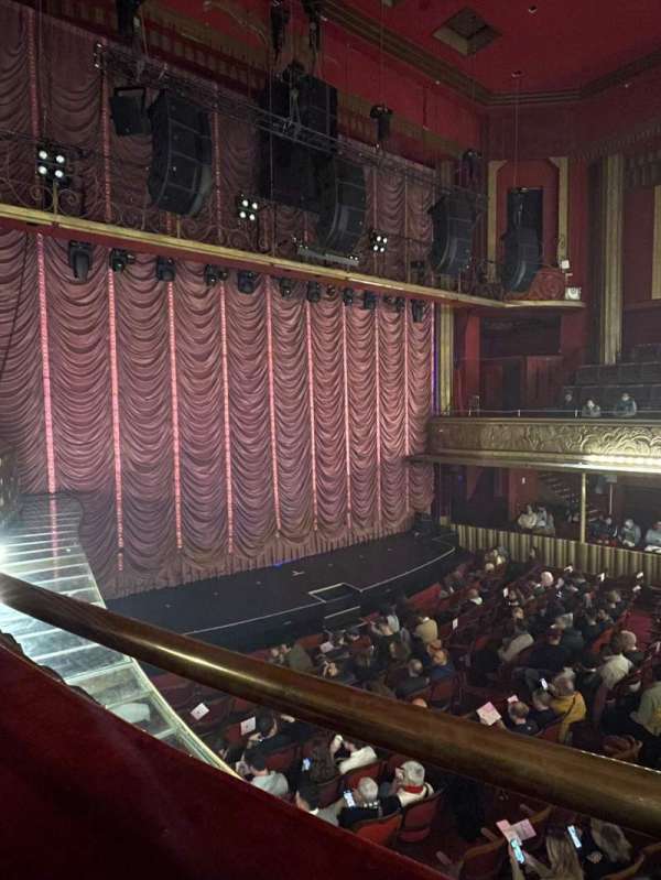 Folies Bergère, section: M, seat: 5