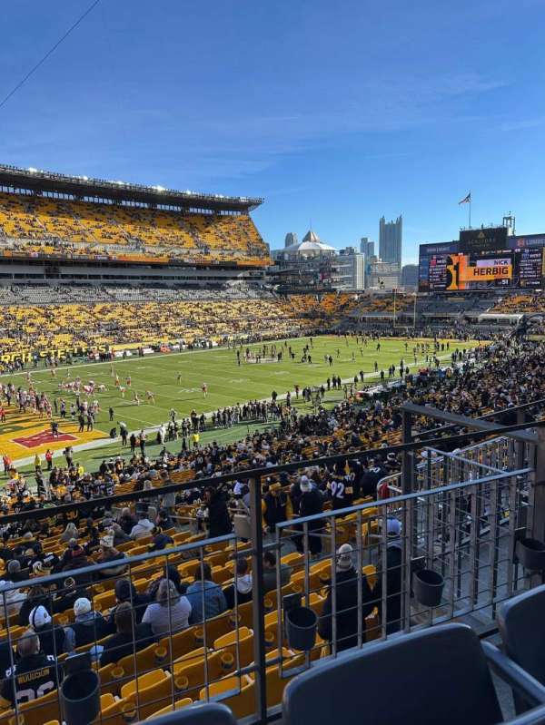 Acrisure Stadium, section: 229, row: C, seat: 9