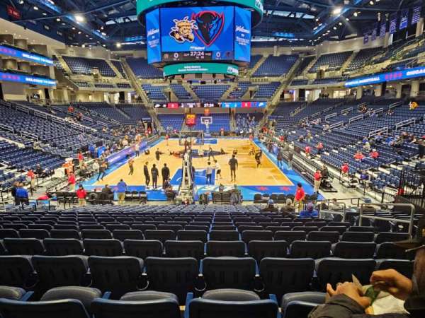 Wintrust Arena, section: 102, row: M, seat: 6