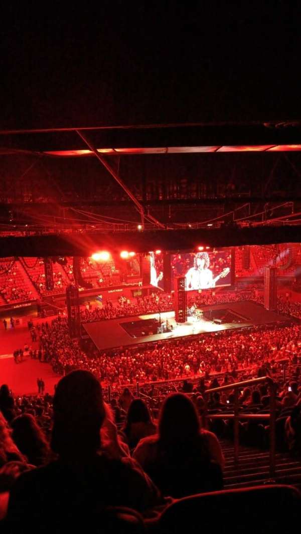 Kia Forum, section: 206, row: 23, seat: 14