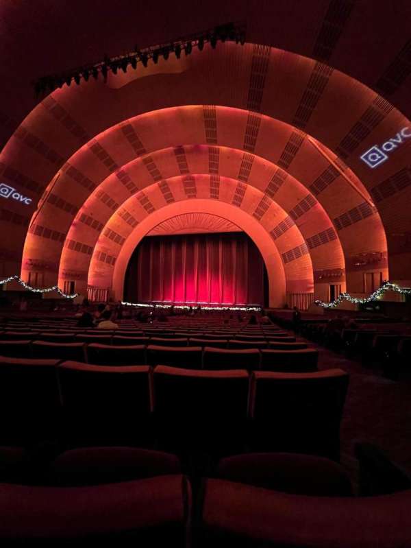 Radio City Music Hall, section: Orchestra 3, row: L, seat: 301