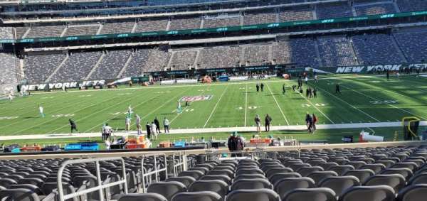 MetLife Stadium, section: 137