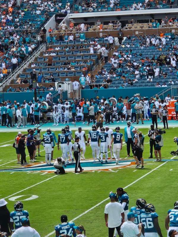 Hard Rock Stadium, section: 117, row: 20, seat: 9-10