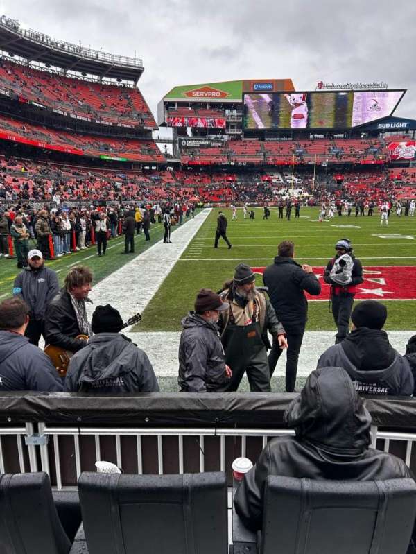 Huntington Bank Field, section: 145, row: A, seat: 9
