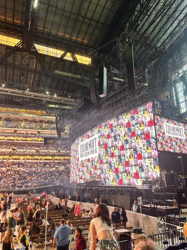Lucas Oil Stadium, section: 109, row: 6, seat: 19