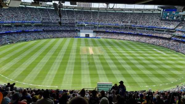 Melbourne Cricket Ground, section: Q20, row: AA, seat: 5