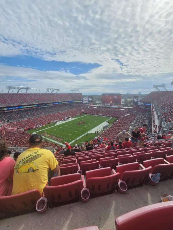 Raymond James Stadium, section: 302, row: Y, seat: 6/7