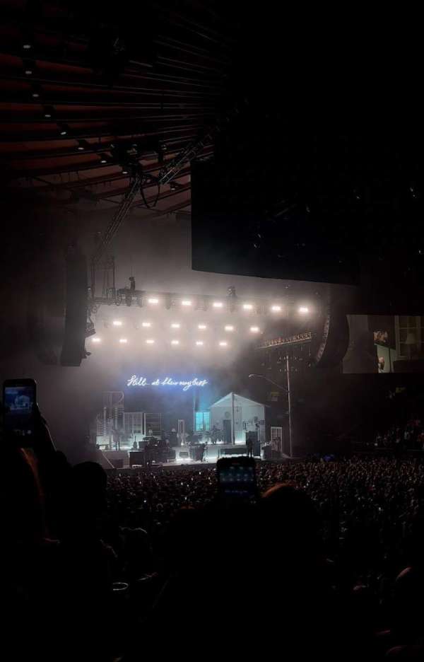 Madison Square Garden, section: 119, row: 10, seat: 15-16