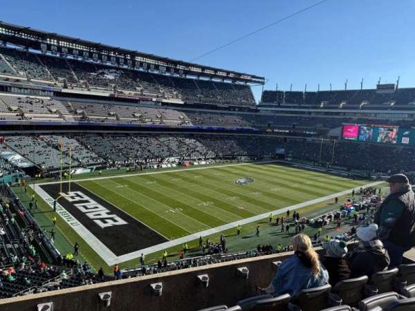 Lincoln Financial Field, section: C35, row: 9, seat: 9