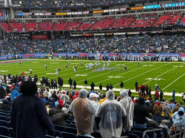 Nissan Stadium, section: 109, row: GG, seat: 22