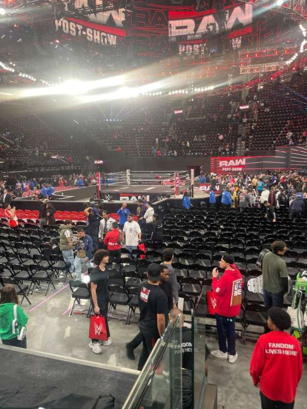 Intuit Dome, section: Main 32, row: H, seat: 4