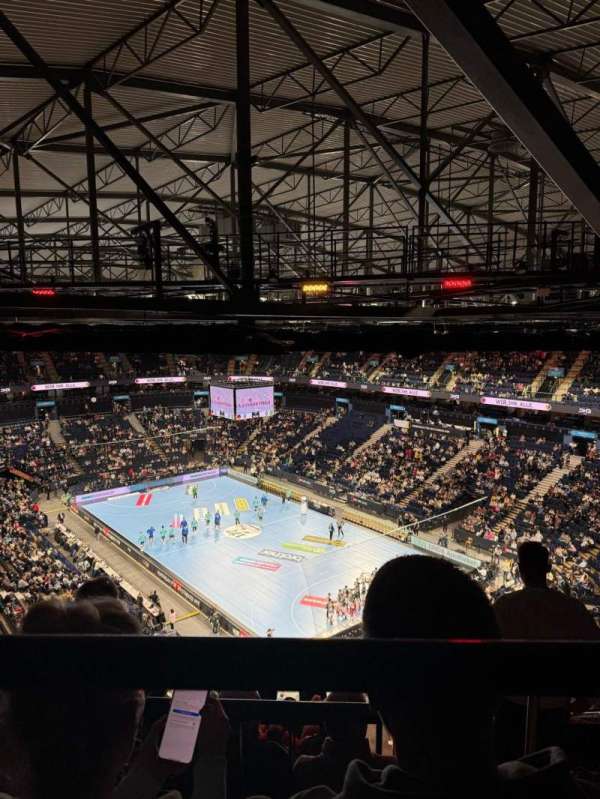 Barclays Arena, Hamburg, section: O11, row: 14, seat: 12