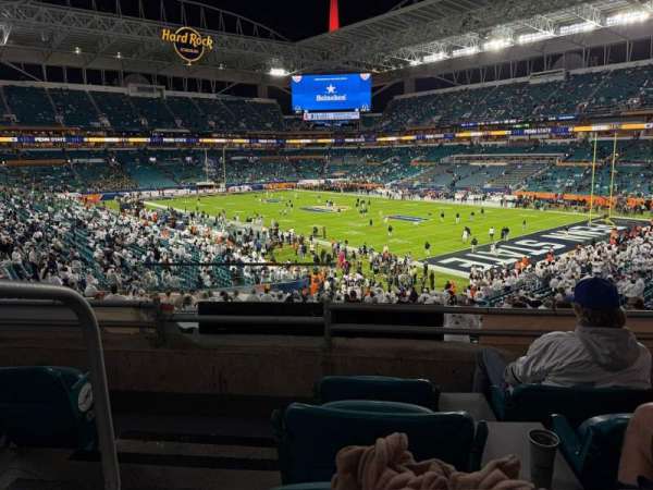 Hard Rock Stadium, section: 210, row: 4, seat: 16