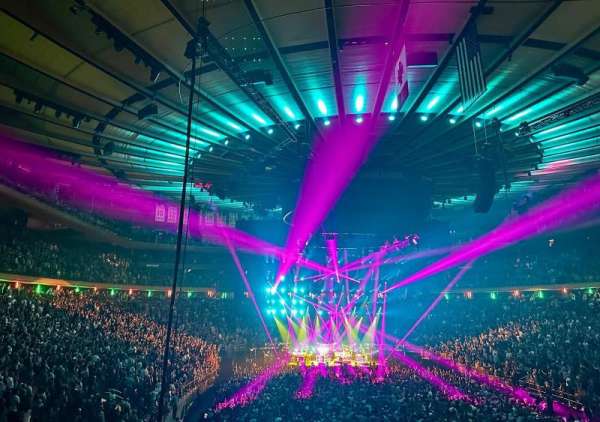 Madison Square Garden, section: 112, row: 21, seat: 5