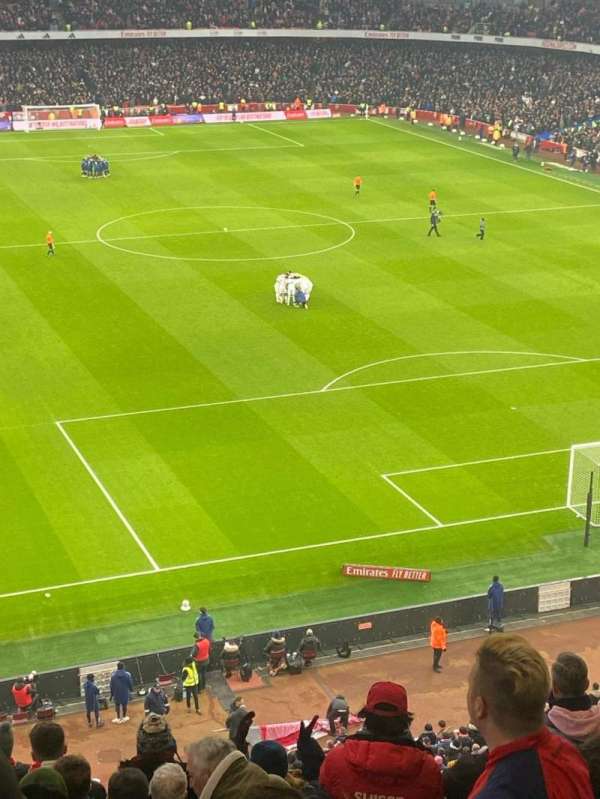 Emirates Stadium, section: 104, row: 12, seat: 370