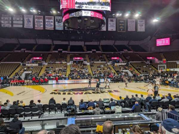 UW-Milwaukee Panther Arena, section: 208, row: 5, seat: 9