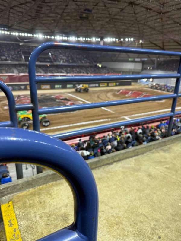 Tacoma Dome, section: 215, row: B, seat: 2