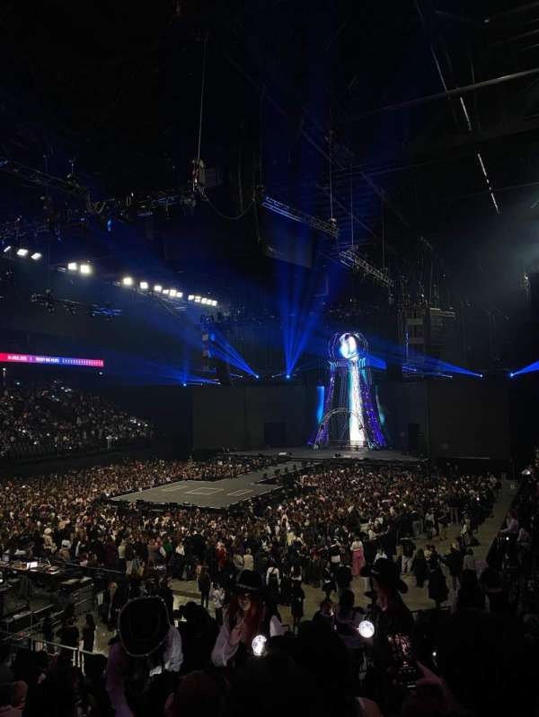 LDLC Arena, section: 208, row: N, seat: 250