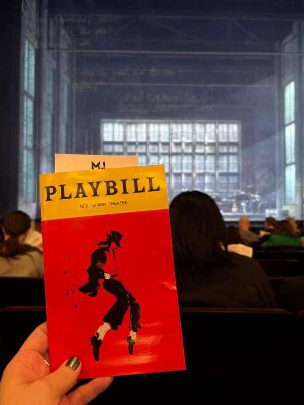Neil Simon Theatre, section: Orchestra C, row: H, seat: 105