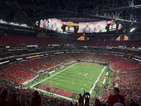 Mercedes-Benz Stadium, section: 350, row: 14, seat: 24
