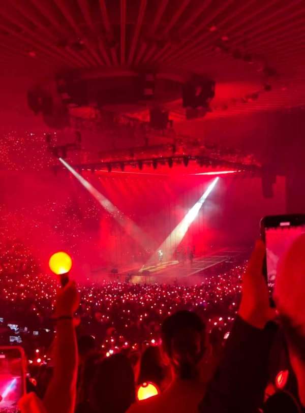 Oakland Arena, section: 105, row: 25, seat: 20-21