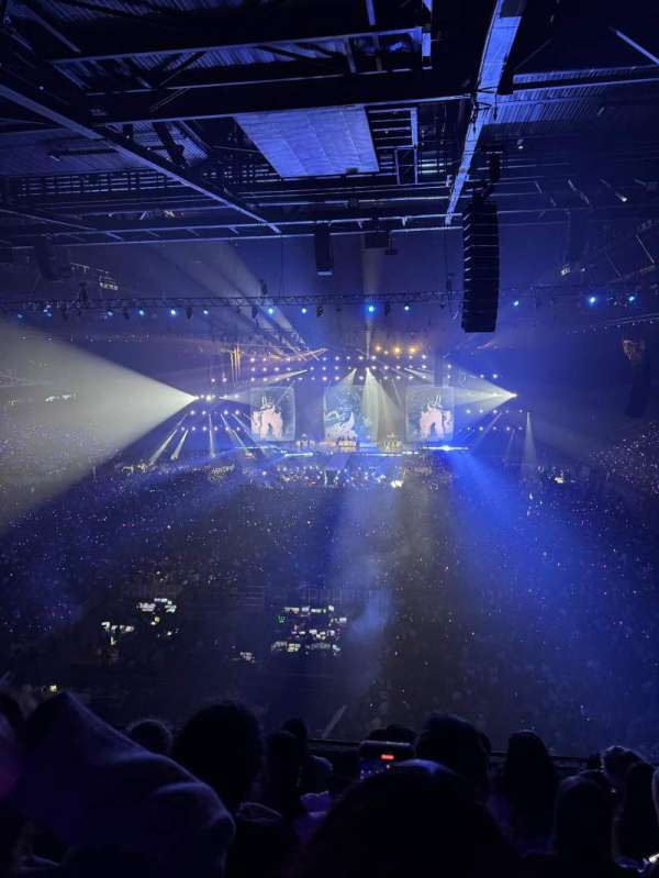 Paris La Défense Arena, section: 412, row: 48, seat: 8