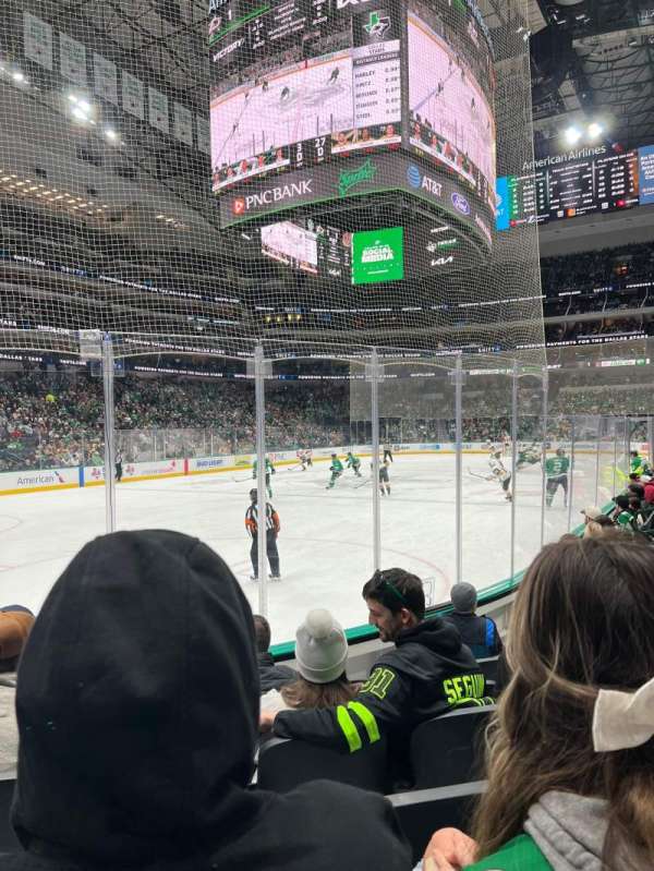 American Airlines Center, section: 122, row: F, seat: 8