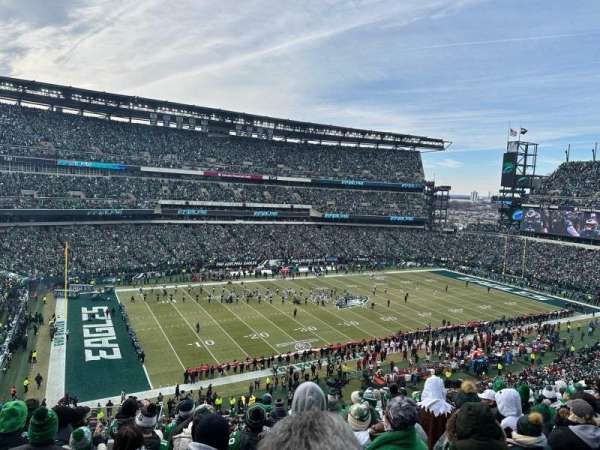 Lincoln Financial Field, section: C18, row: 17, seat: 20