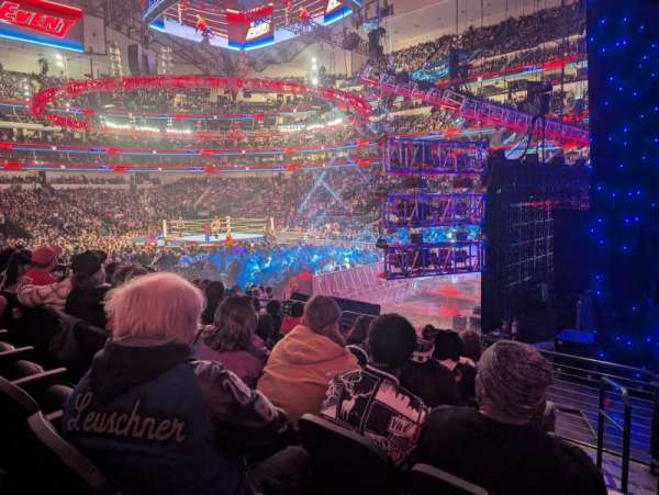 American Airlines Center, section: 104, row: L, seat: 1