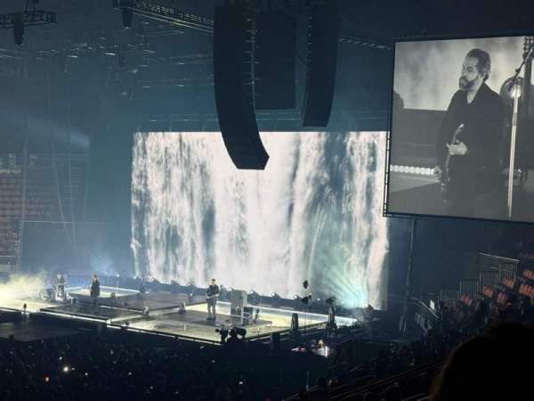 Kia Forum, section: 109, row: 14, seat: 1