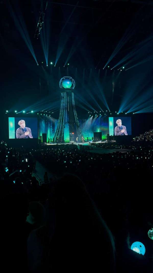 The O2, London, section: 105, row: M, seat: 429