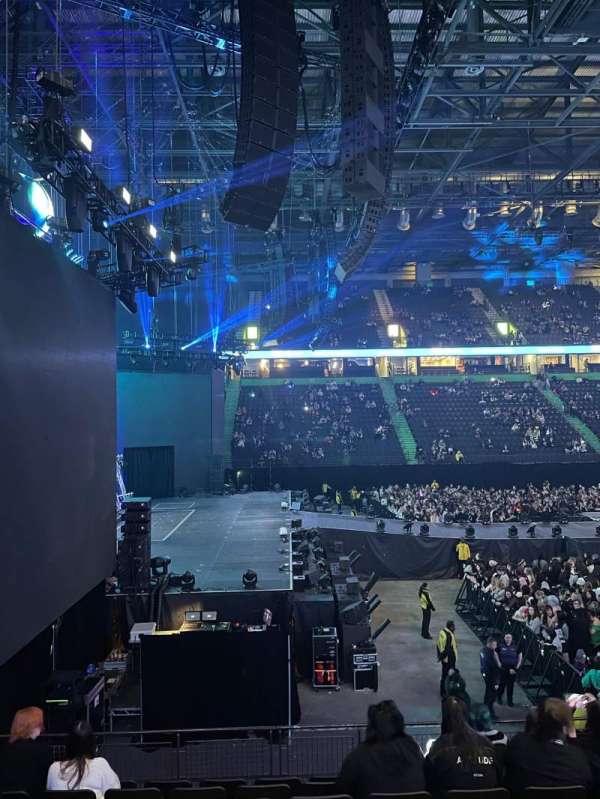 AO Arena, section: 102, row: P, seat: 10
