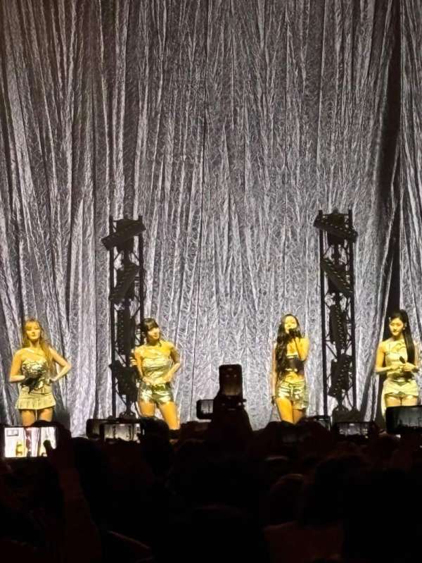 Hammerstein Ballroom, section: GA, row: Floor