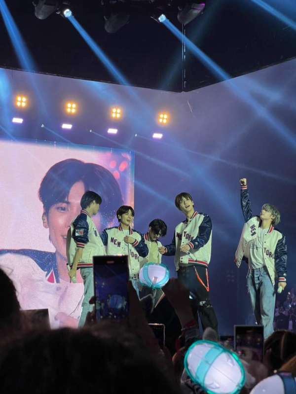 Madison Square Garden, section: Floor, row: GA, seat: GA