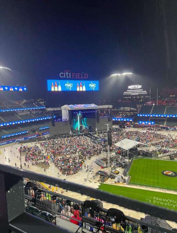 Citi Field, section: 520, row: 1, seat: 12