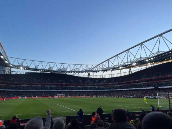 Emirates Stadium, section: 10, row: 7, seat: 313