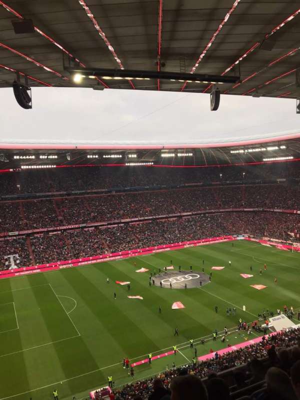 Allianz Arena, section: 348, row: 8, seat: 13
