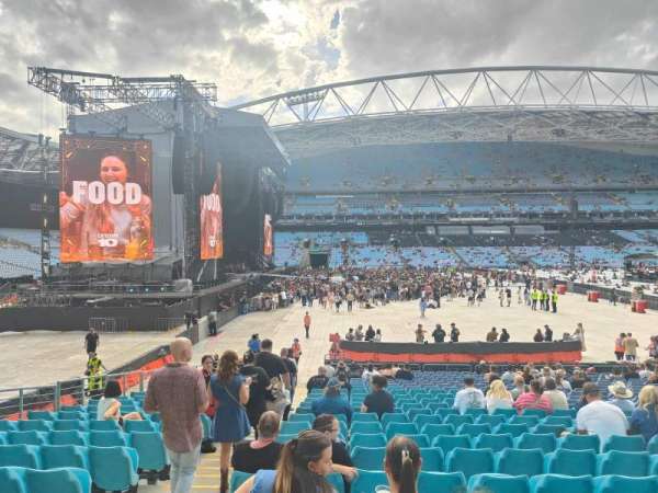 Accor Stadium, section: 105, row: 23, seat: 4