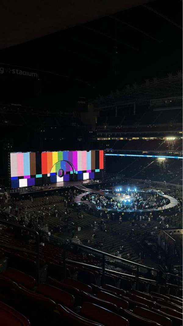 NRG Stadium, section: 304, row: V, seat: 12