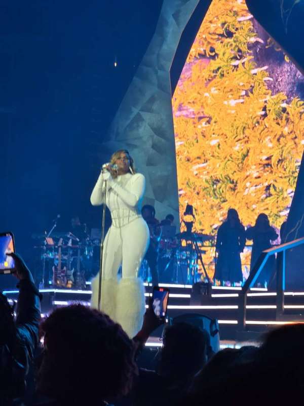 Spectrum Center, section: Floor 1, row: G, seat: 9