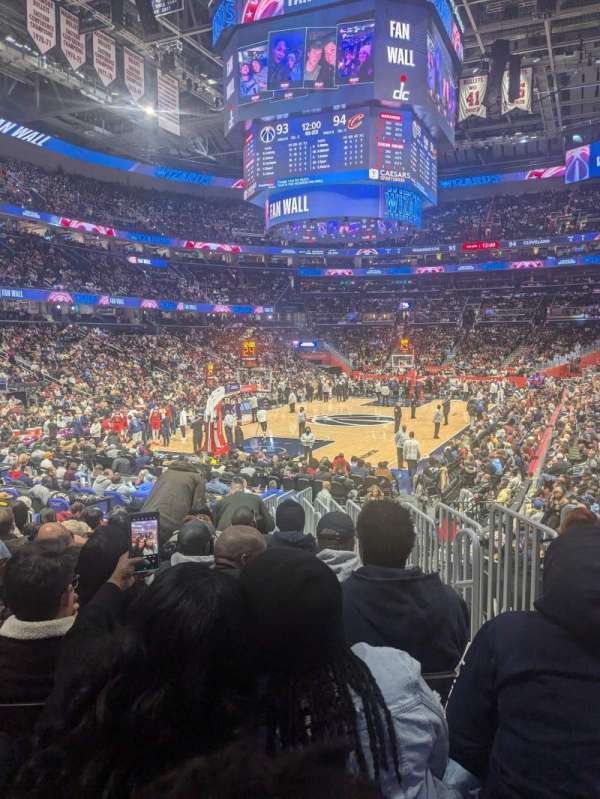 Capital One Arena, section: 107, row: Q, seat: 13