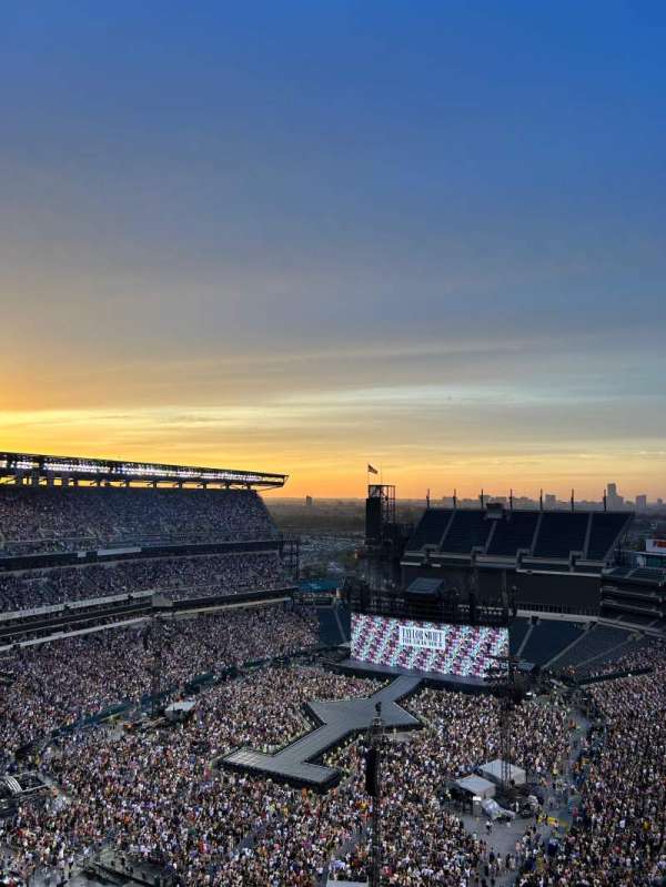 Lincoln Financial Field, section: 217, row: 21, seat: 15