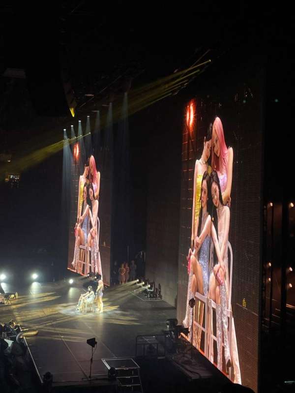 Kia Forum, section: 112, row: 12, seat: 8
