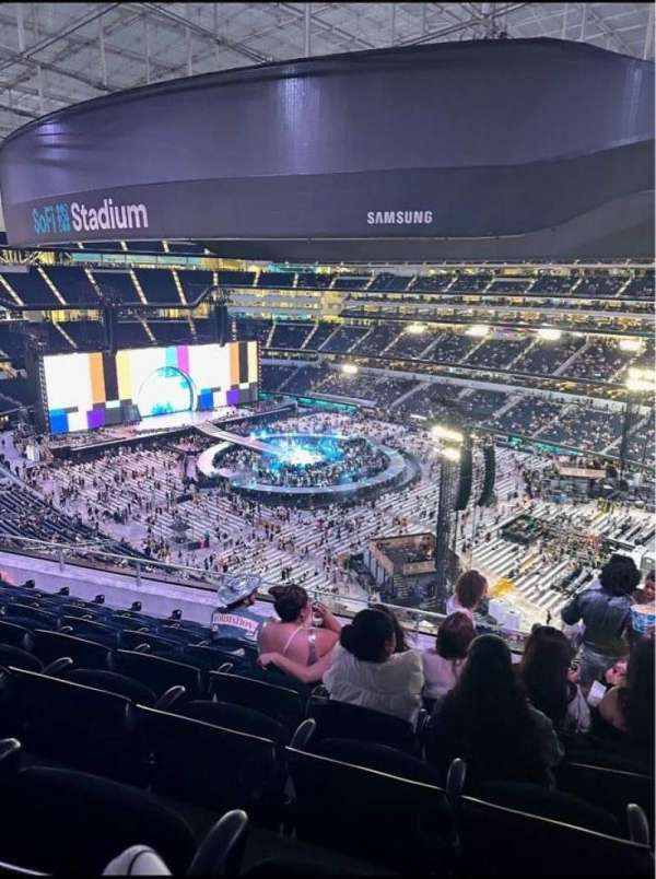 SoFi Stadium, section: 329, row: 7, seat: 3