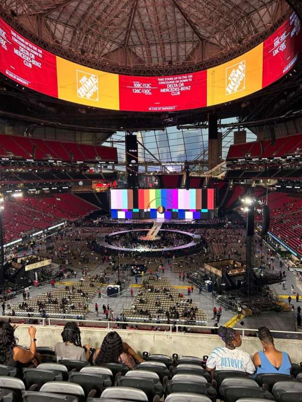 Mercedes-Benz Stadium, section: 225, row: 7, seat: 13